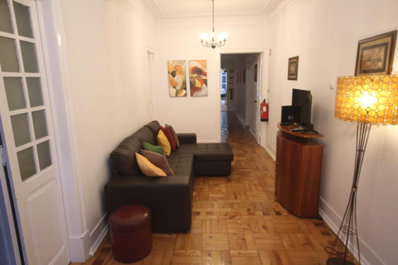 Ocean M1 R4 - Large Double Room With Shared Bathroom In City Center Lisboa 外观 照片